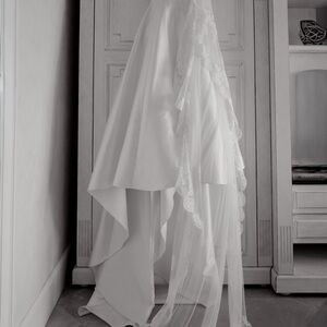 Danielle Frankel Lace Mantilla Veil